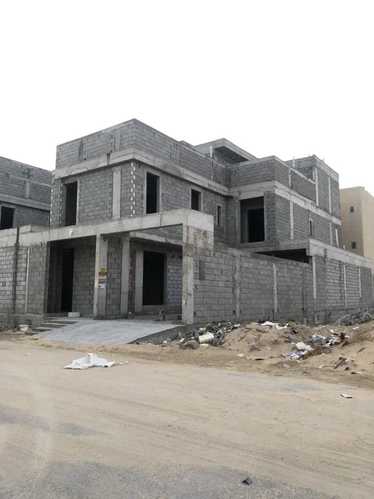 إنشاء فيلا على العظم من أعمال شركة أطلس في جدة والطائف